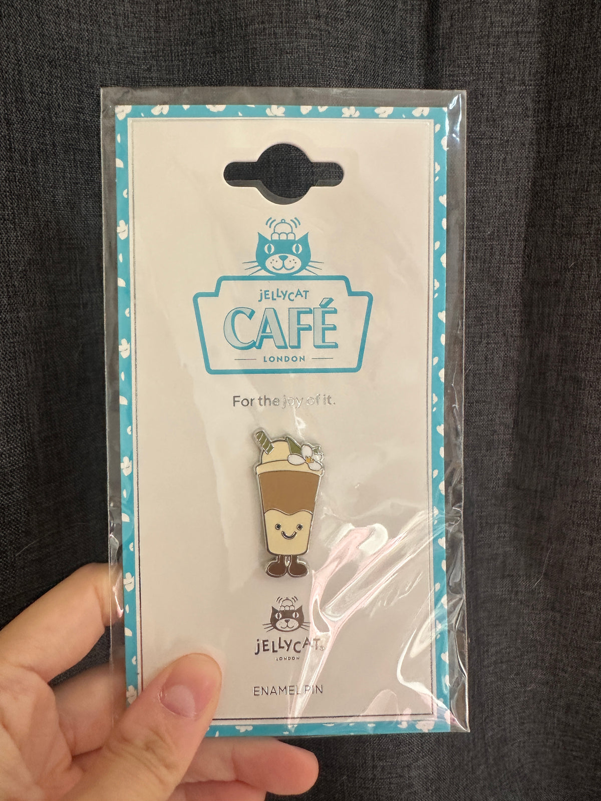UK0025 - Jellycat Pin - China Exclusive Amuseables Yulania Latte
