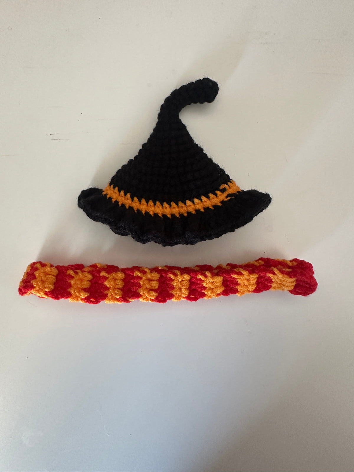 UK0093 - Outfit for Jellycat Amuseables Peanut/ Peanut Penguin (small) - wizard hat & scarf (Outfit Only)
