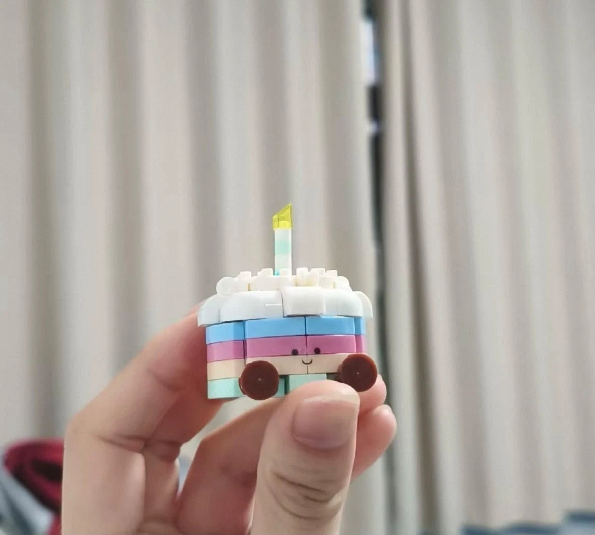 MEKANSM  Birthday Cake Mini Blocks